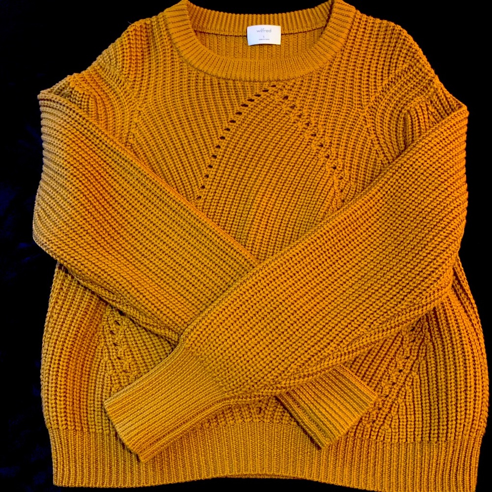 Wilfred Serment sweater